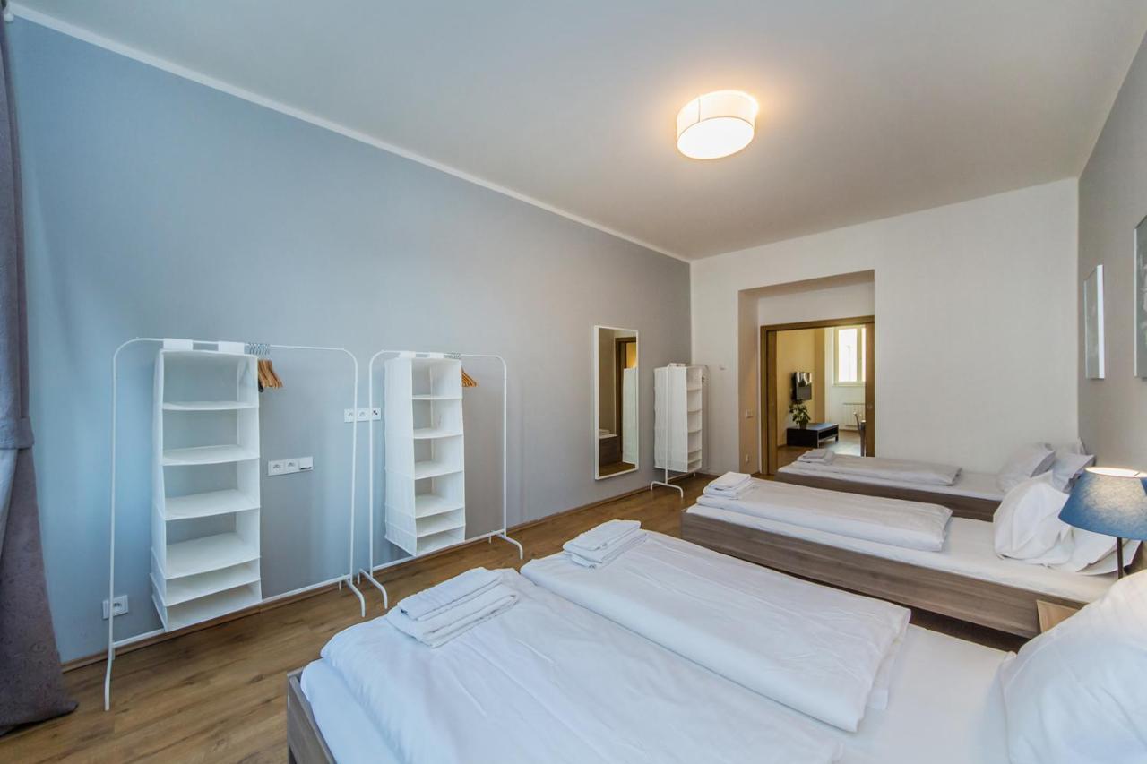 Nabo Apartament *