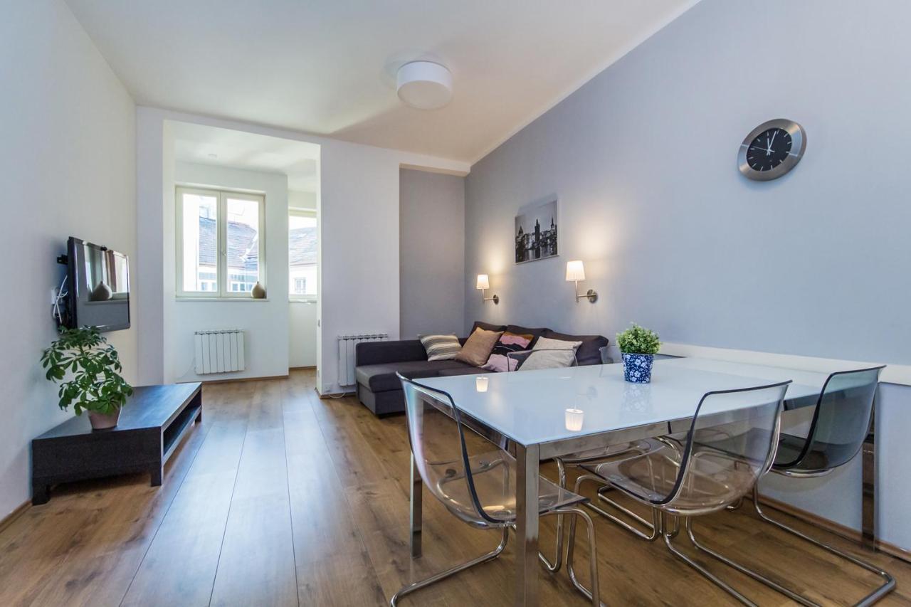 Nabo Apartament *